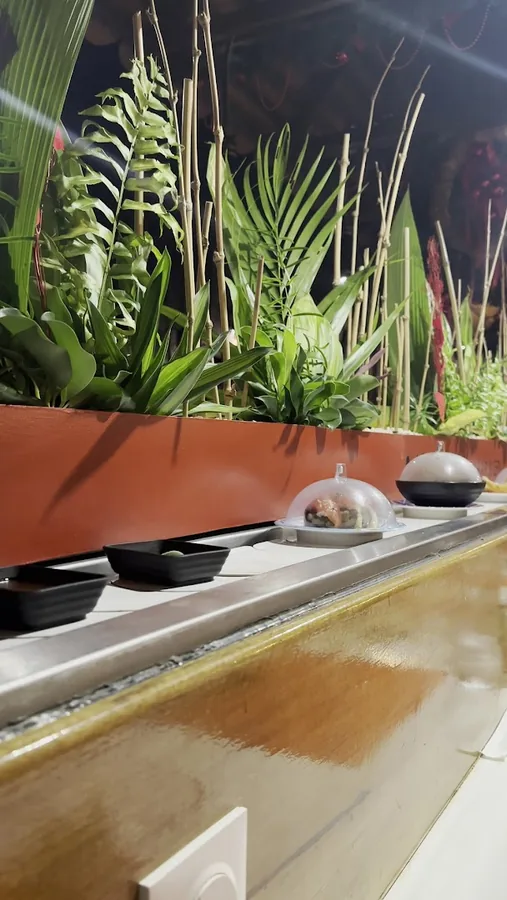 Wakame Sushi Bar, brochettes de poisson