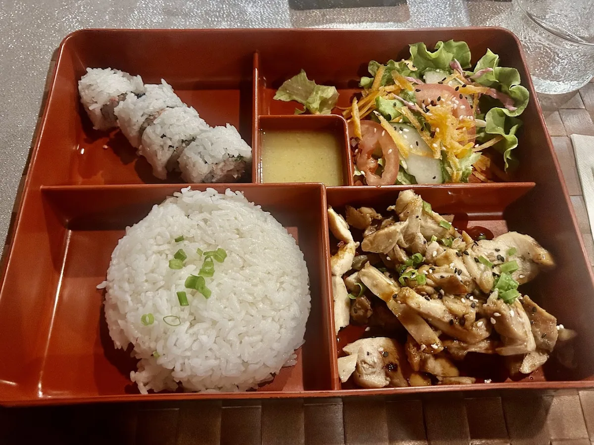 Wakame Sushi Bar, grillade